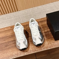 CHANEL Sneakers