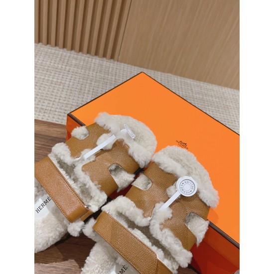 Hermes Slippers
