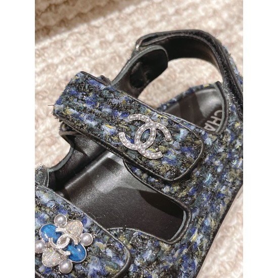CHANEL Sandals