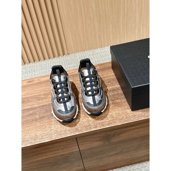 CHANEL Sneakers