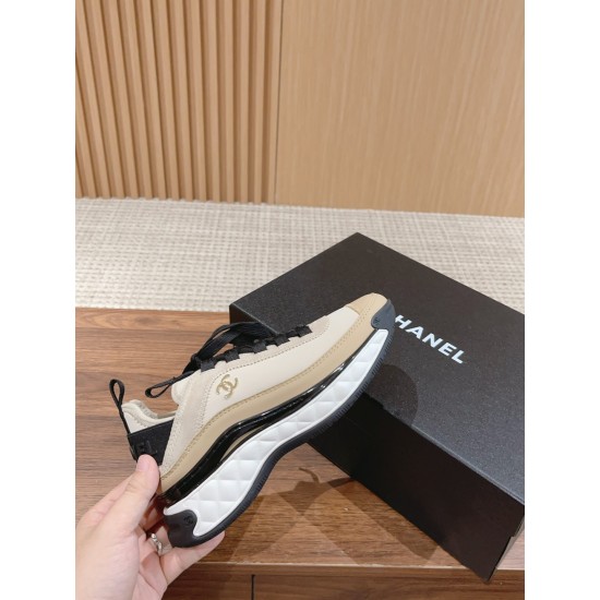 CHANEL Sneakers
