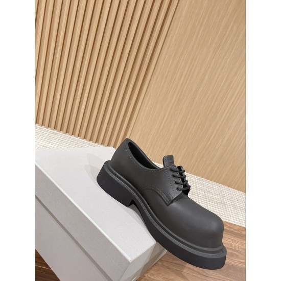 Balenciaga Sneakers