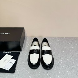 CHANEL Loafers