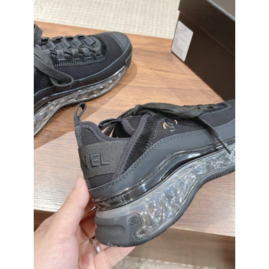 CHANEL Sneakers