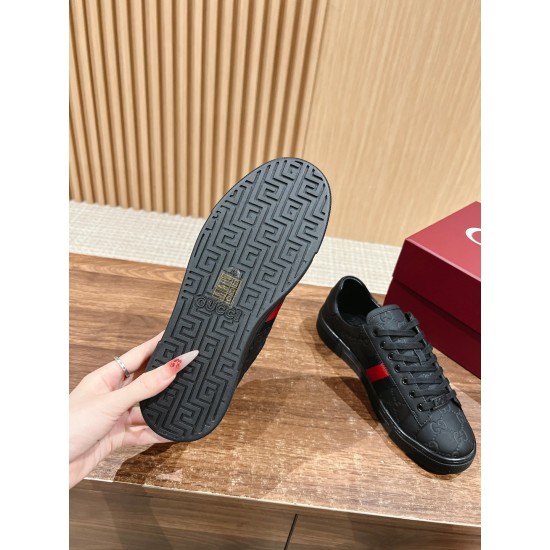 Gucci Sneakers