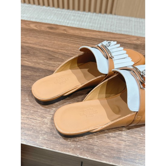 Hermes Iota mule
