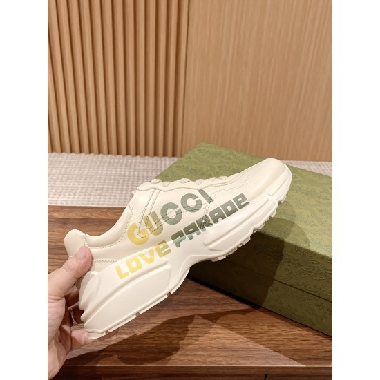 Gucci Sneakers