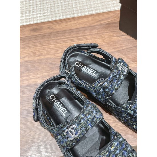 CHANEL Sandals