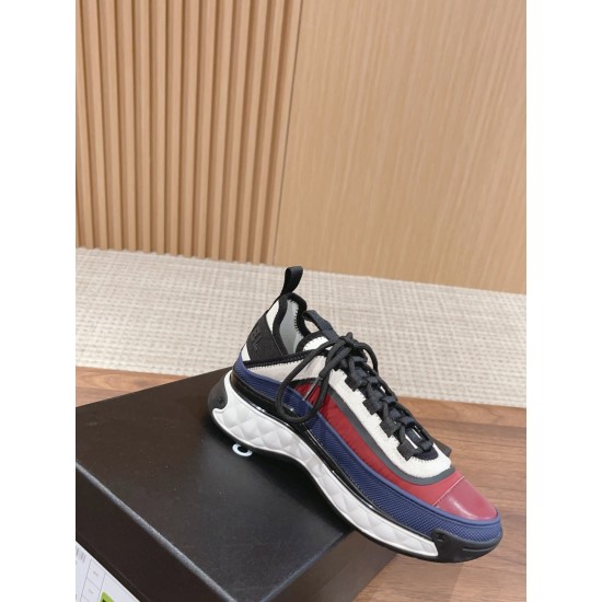 CHANEL Sneakers