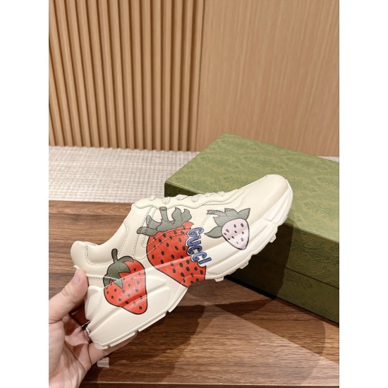 Gucci Sneakers