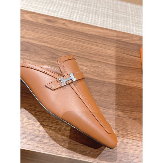 Hermes Iota mule