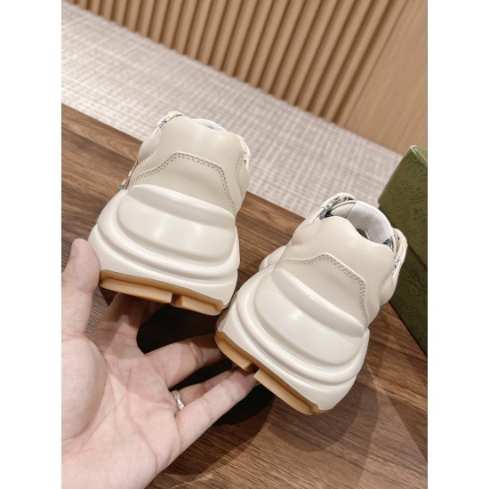 Gucci Sneakers