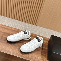 CHANEL Sneakers