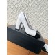 CHANEL Pumps and Slingbacks