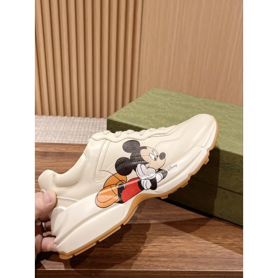 Gucci Sneakers