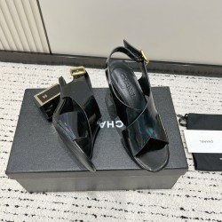 CHANEL Pumps and Slingbacks