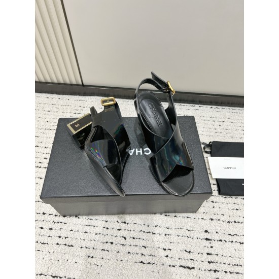 CHANEL Pumps and Slingbacks