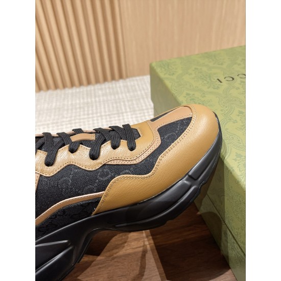 Gucci Sneakers