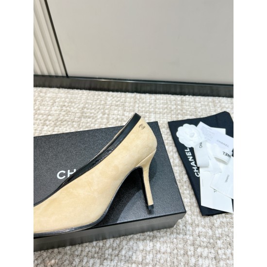 CHANEL Pumps and Slingbacks