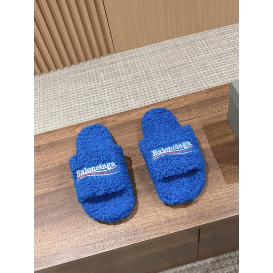  Balenciaga Slippers