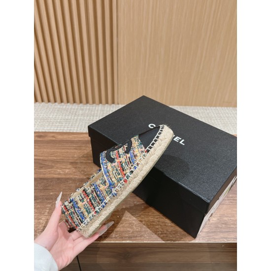 CHANEL Espadrilles