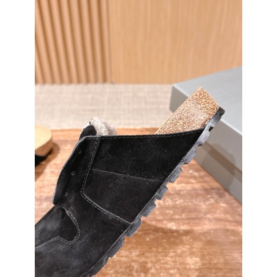  Balenciaga Slippers