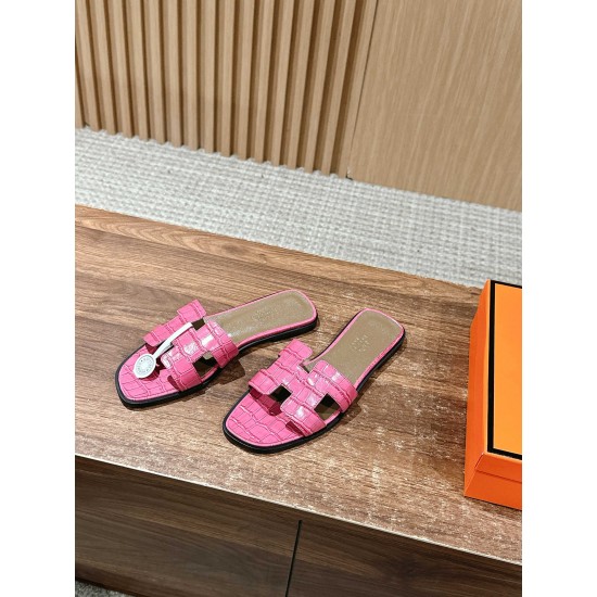 Hermes Slippers