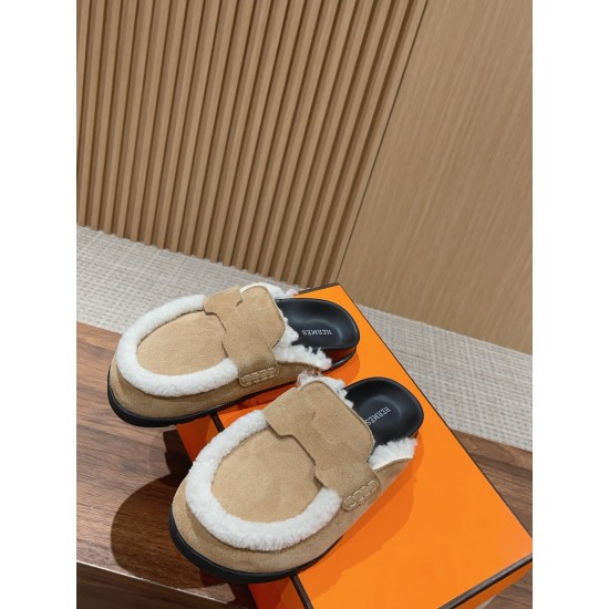 Hermes Iota mule