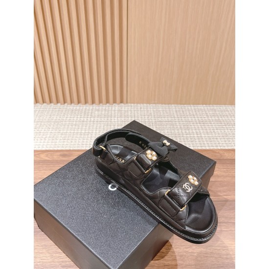 CHANEL Sandals