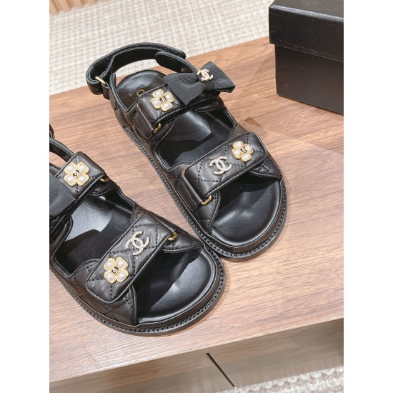 CHANEL Sandals
