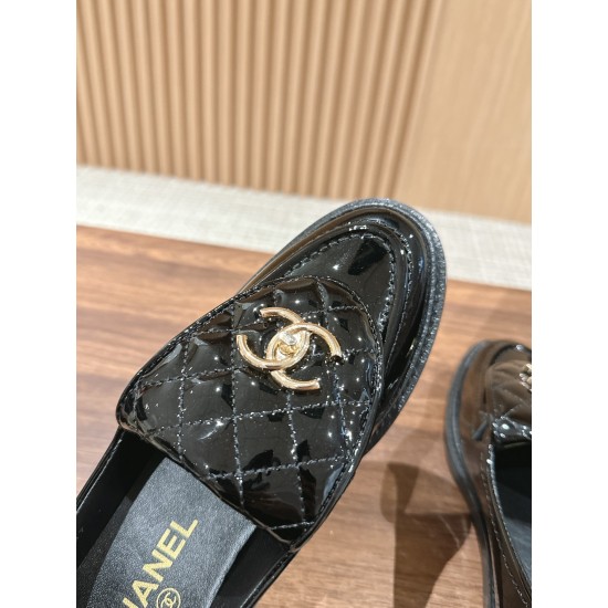 CHANEL Loafers