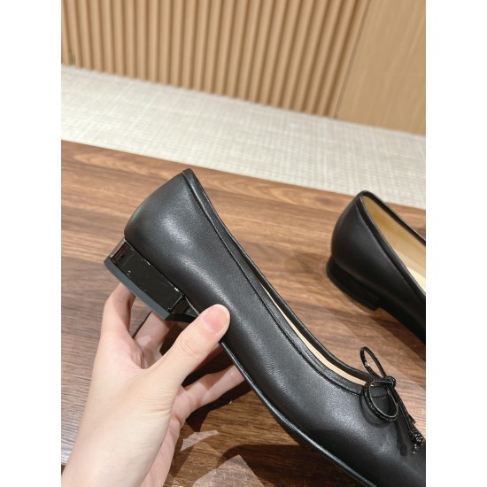CHANEL Ballerinas