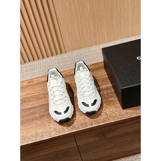 CHANEL Sneakers
