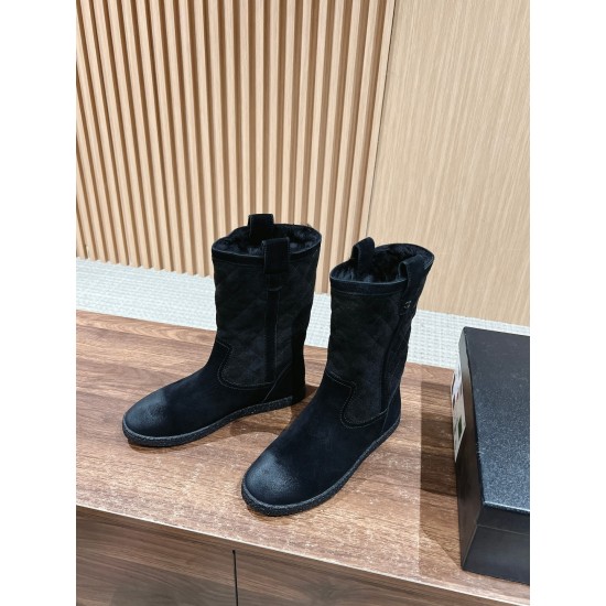 CHANEL Boots