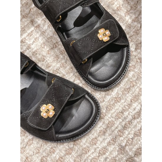 CHANEL Sandals