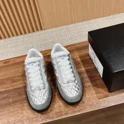 CHANEL Sneakers