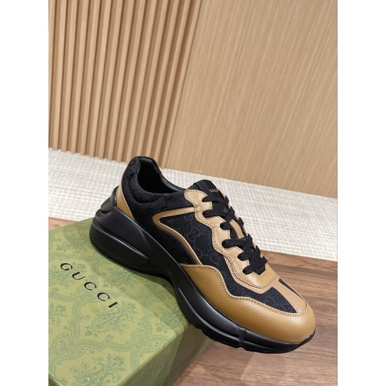 Gucci Sneakers