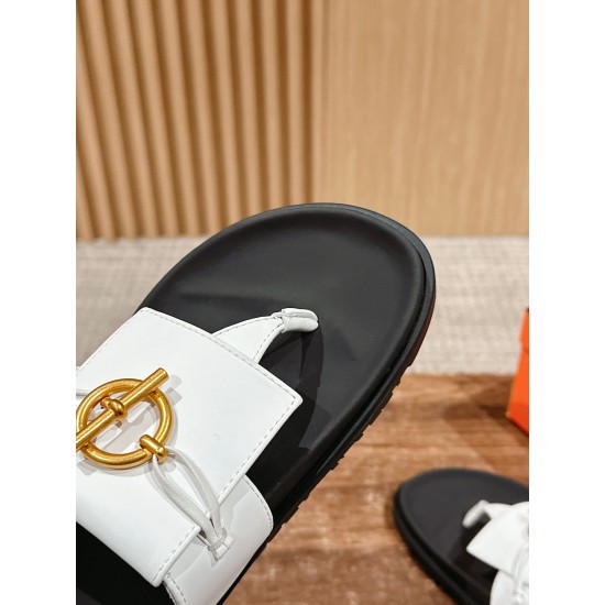 Hermes Slippers