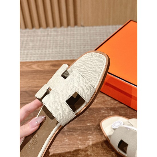 Hermes Slippers