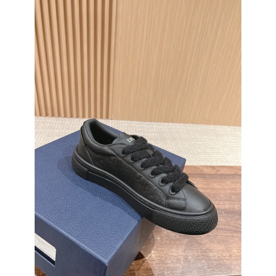 Dior Sneakers