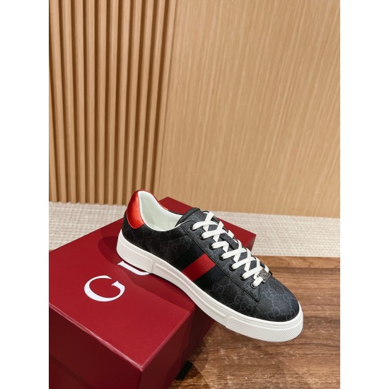 Gucci Sneakers