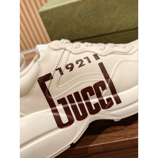 Gucci Sneakers