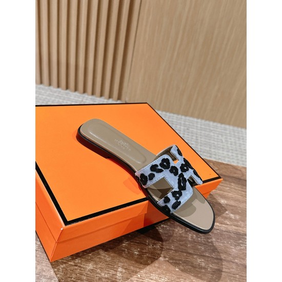 Hermes Slippers