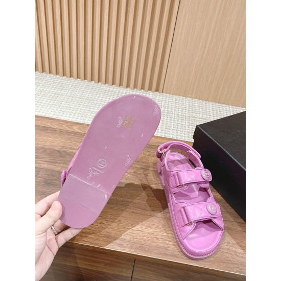 CHANEL Sandals