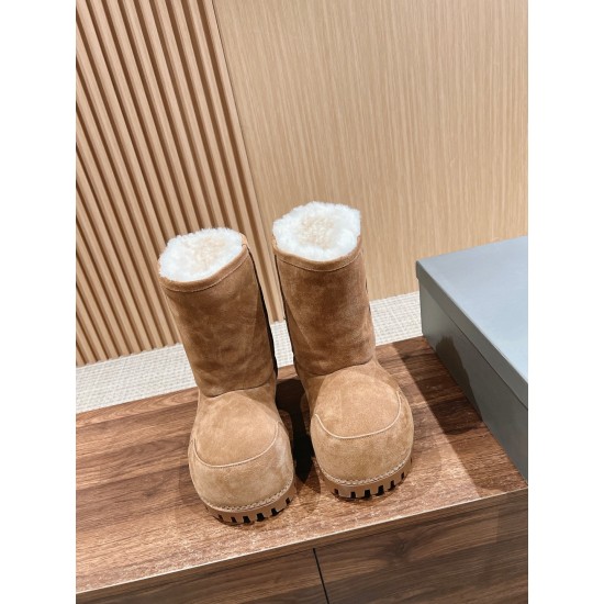 Balenciaga boots