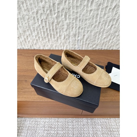 CHANEL Loafers