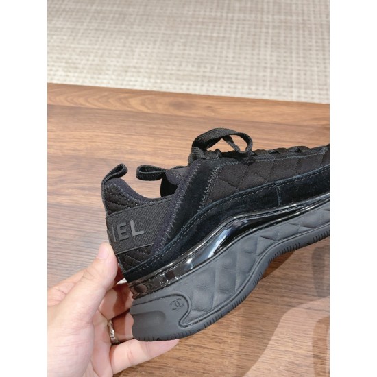 CHANEL Sneakers