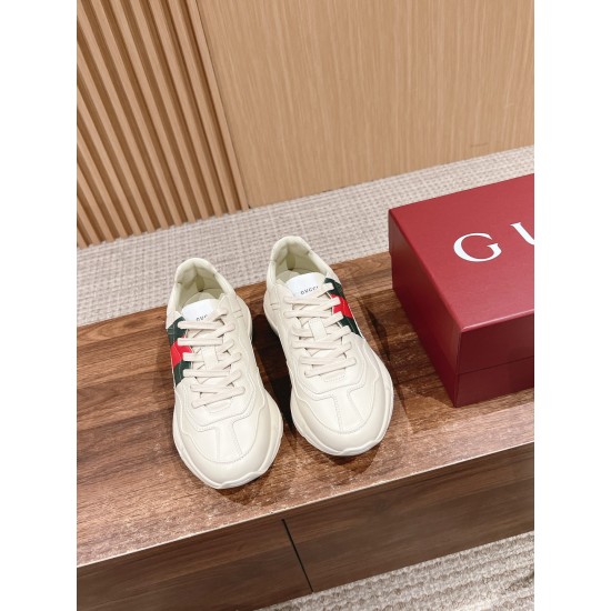 Gucci Sneakers