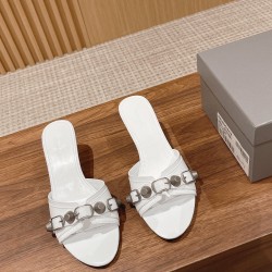  Balenciaga Slippers