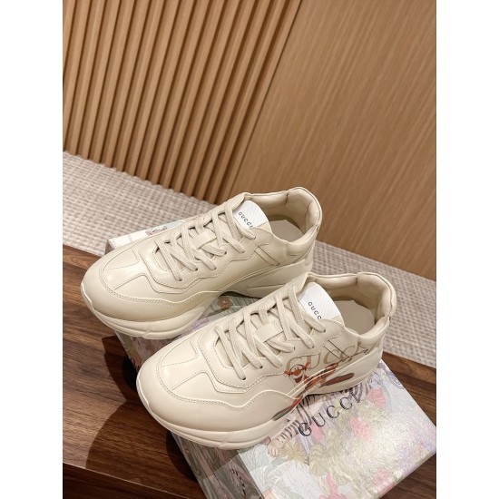 Gucci Sneakers